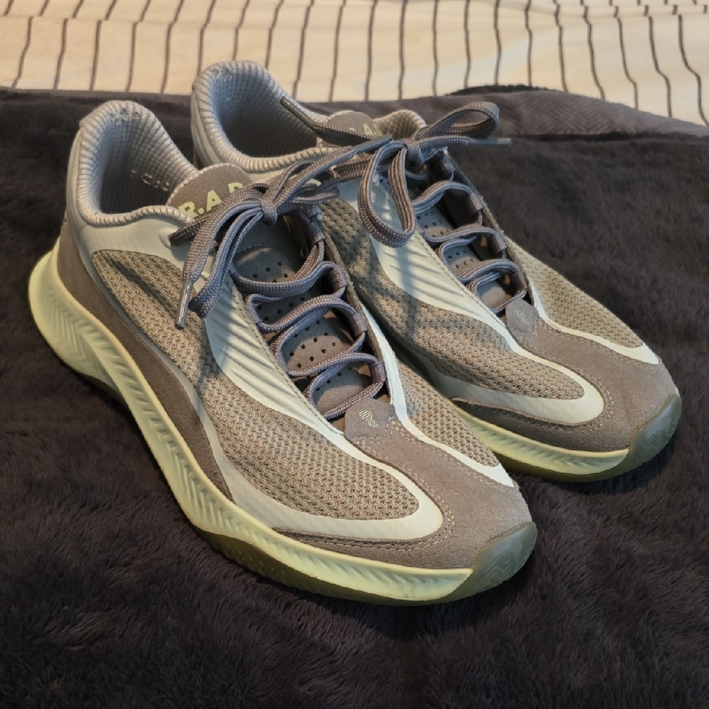 Men's Gray and Cream Sneakers